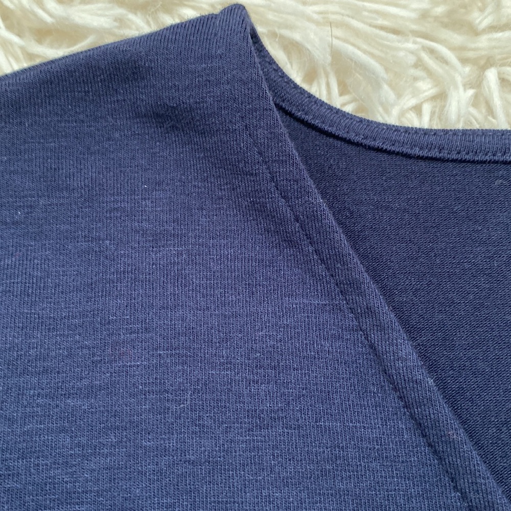 Zenana V-Neck Flutter Sleeve Top 💗 Navy - Picture 8 of 11